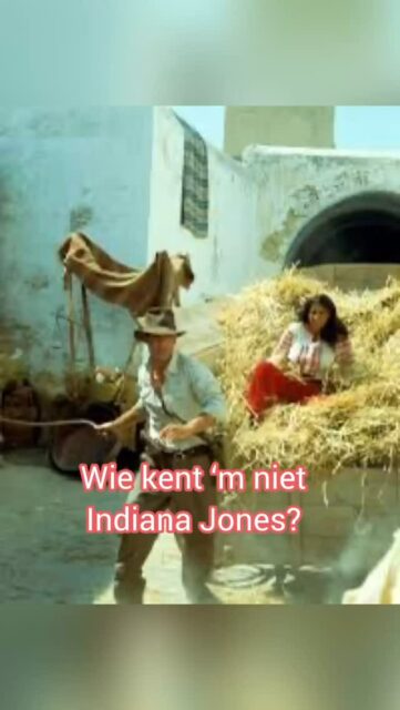 Gaat het lukken??😅 Morgen @nlfrocktails en de outfit is nog in wording…

Inspiratie: Indiana Jones en de lesstof van de Coupeuses van de modevakopleiding @danckaertsmodevakscholen 

Materiaal: tafelkleed van @vintagehier en gabardine Super Pink van @lisetailor (die vind je nog in mijn webwinkel)

#frocktails #nlfrocktails
#onlinenaailes #onlinenaaicursus #naailes #naaicursus #leernaaien #learntosew #naaienvoorgevorderden #sewing #naaienisleuk #hobby #creative #creatief #sewingaddict  #iwearwhatisew #isewmyownclothes #isewwhatiwear #naaitip #modevakschool #danckaerts #opleiding #costumiere #costumiereinopleiding  #costumier #costumiereopleiding #coupeuse #coupeur