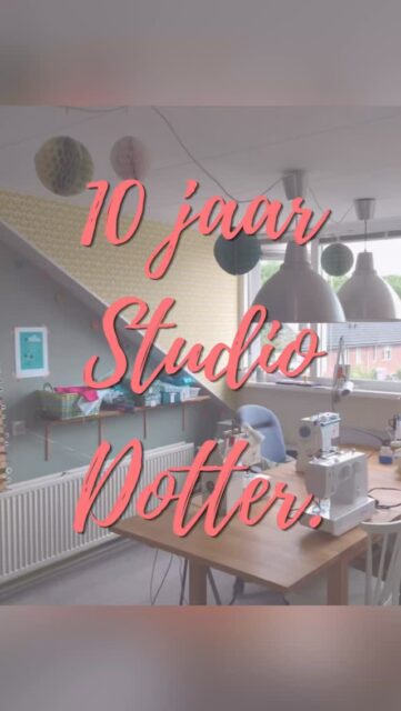 Jarig? Daar horen kadootjes bij! De komende 10 weken elke week een kadootje: 25% korting op een specifiek artikel in de webwinkel. Deze week: vlieseline! Dat wordt inslaan….

#naailes #kleermaker #vlieseline #sewing