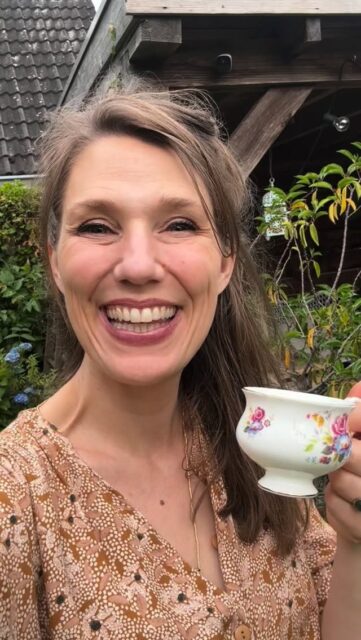 Een happy juf hier! 🥂 Al mijn kandidaten die examen deden zijn geslaagd! 🥳🥳 Megatrots op hen (überhaupt een prestatie, maar met die hitte 😱) en ook best wel op mezelf, met een slagingspercentage van 💯😎 @danckaertsmodevakscholen