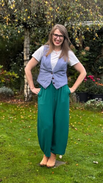 Online cursus Naai de Tiki Trousers, heb jij ‘m al gekocht? Vandaag de laatste dag €10 korting met de code Tiki10 🎉

Maak jij ook zo’n #tikitrousers collectie?🙂
@notches_patterns #naailes #onlinenaaicursus