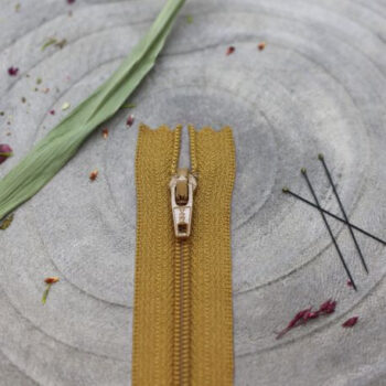 Mustard - rits 20 cm