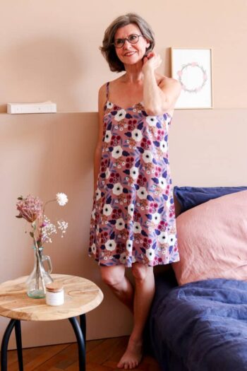 Anemone Rose - viscose stof