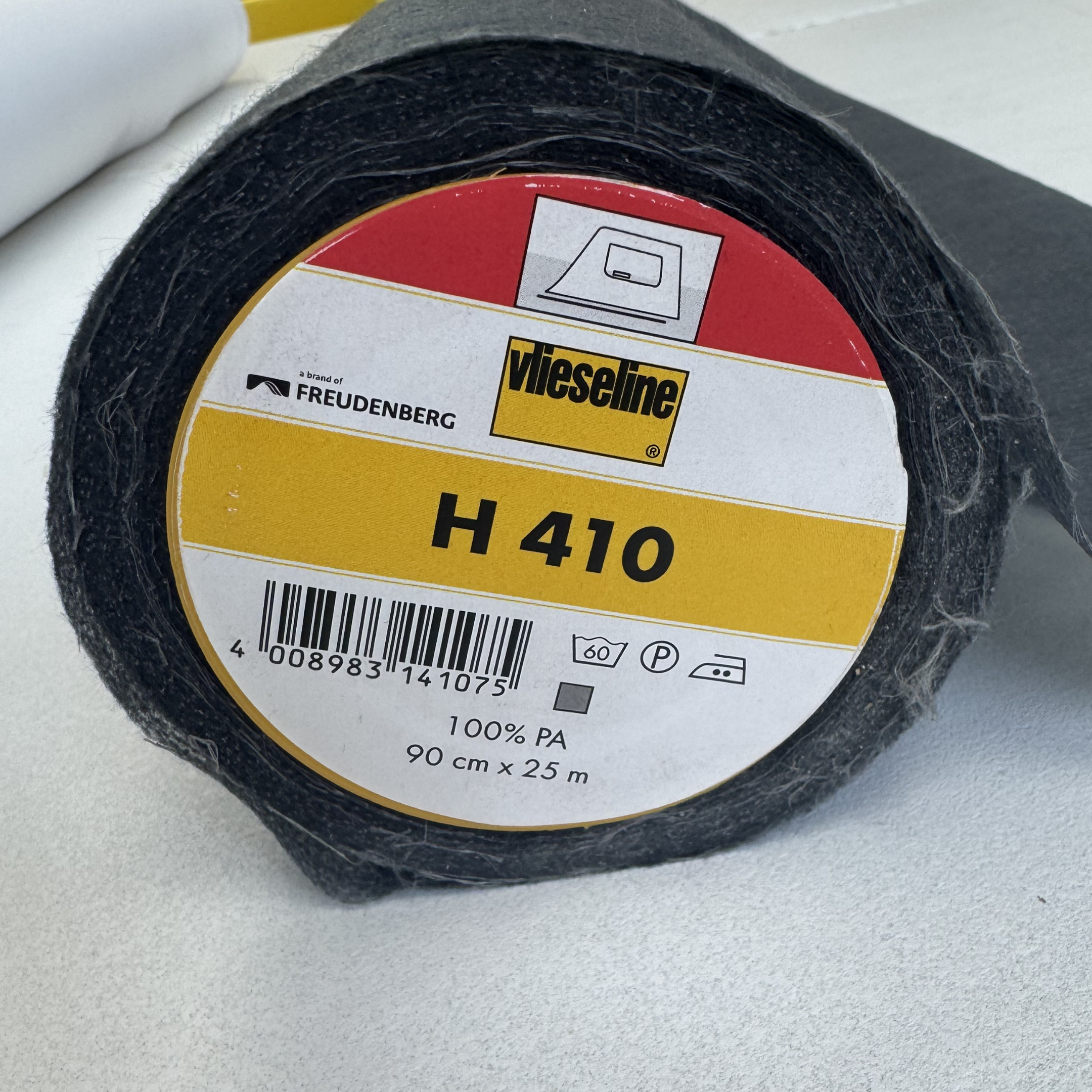 Plakvlieseline H410 zwart, voor rekbare stoffen en mantels